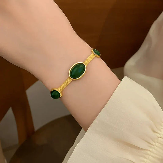 💎 CollarAmor™ Oro – Set 3 Piezas para Energía y Bienestar